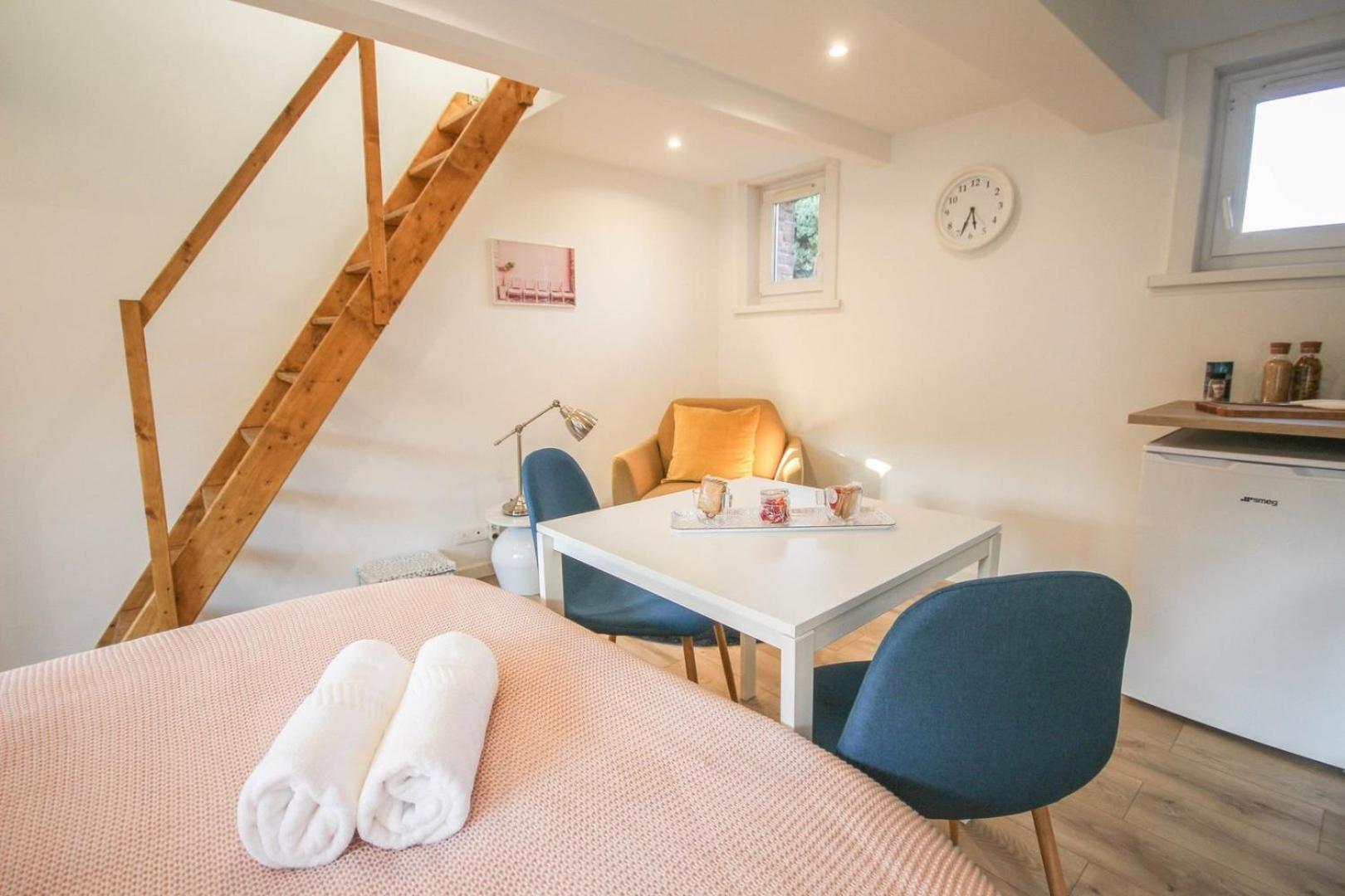 Lille Hypercentre Gares - Small Suite Екстер'єр фото