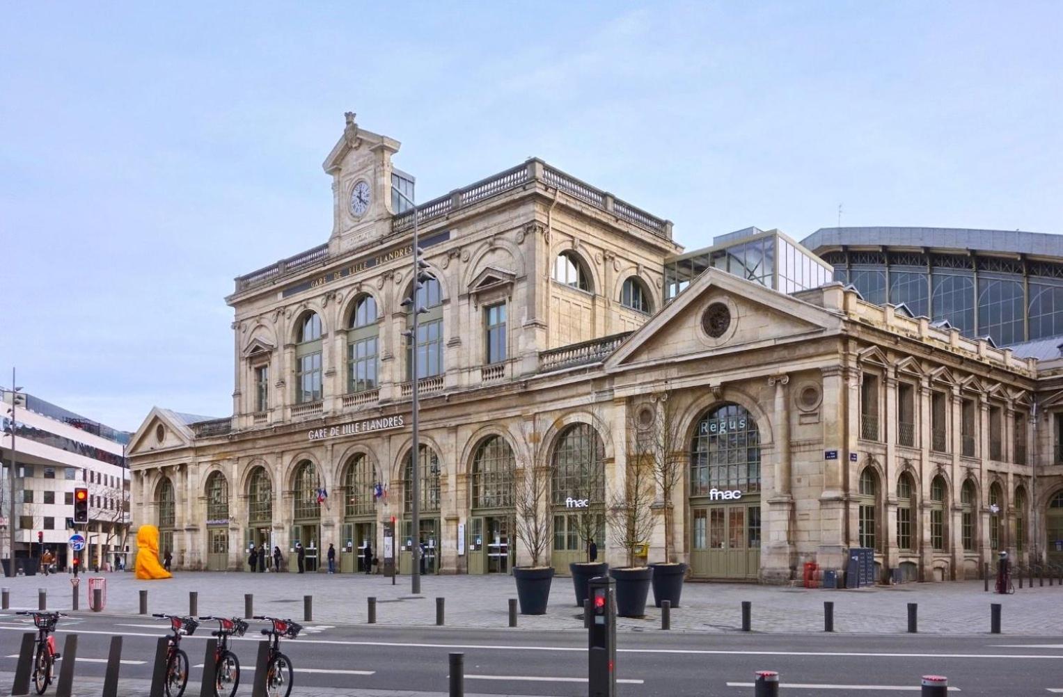 Lille Hypercentre Gares - Small Suite Екстер'єр фото