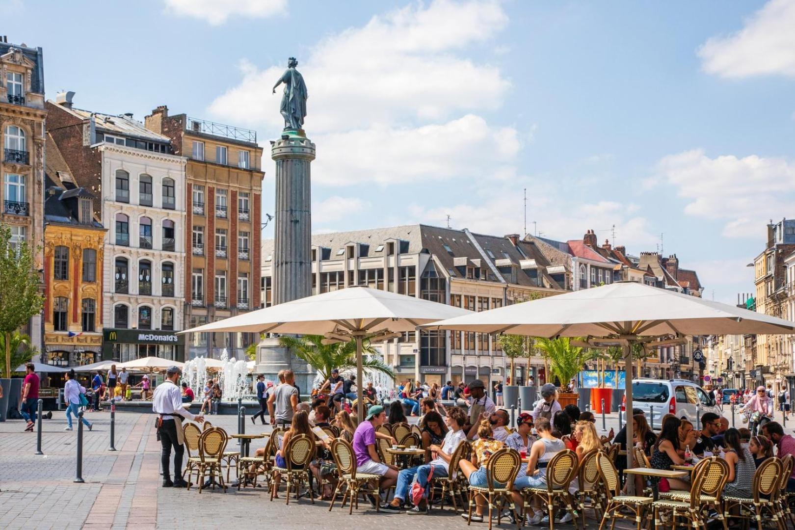 Lille Hypercentre Gares - Small Suite Екстер'єр фото