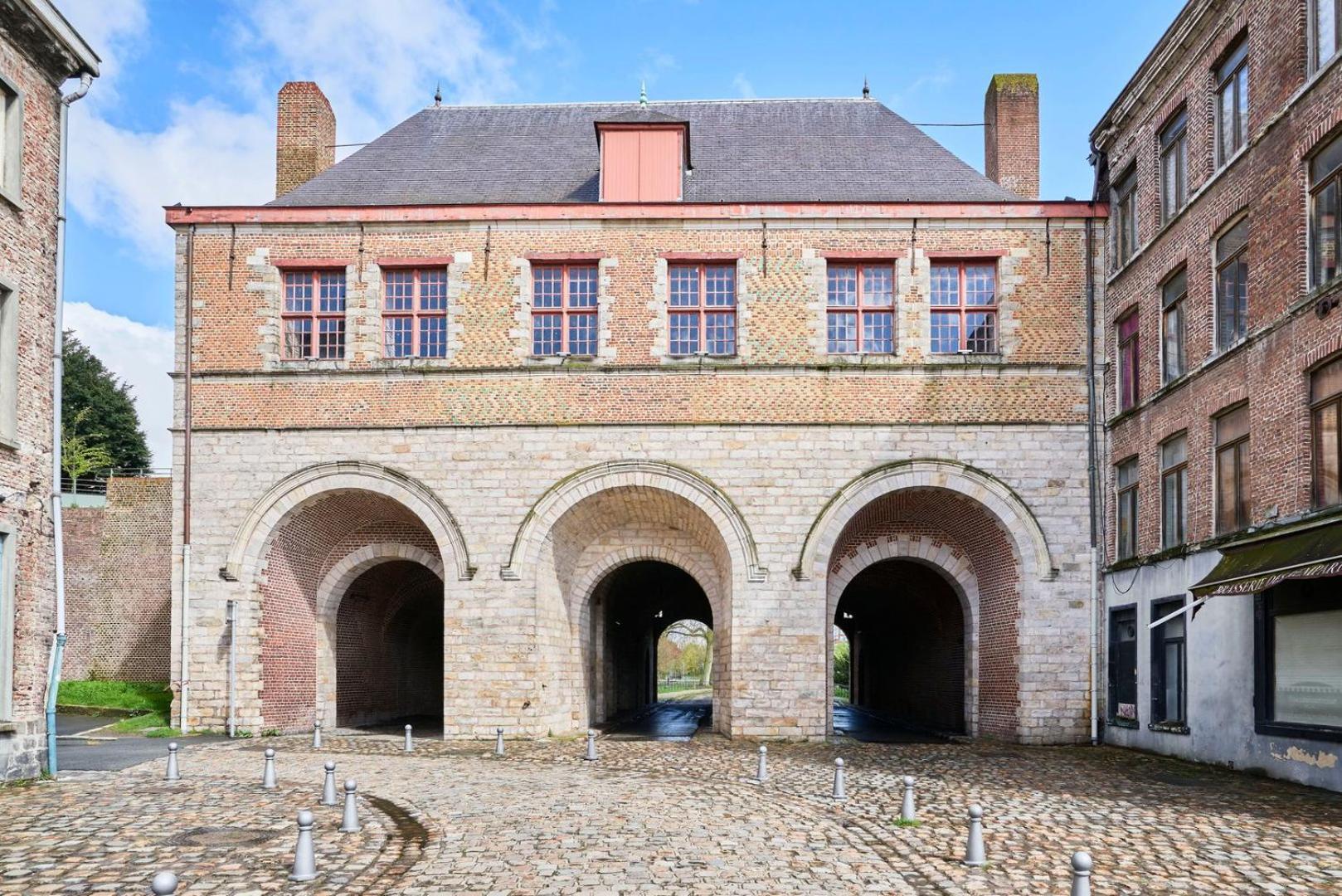 Lille Hypercentre Gares - Small Suite Екстер'єр фото